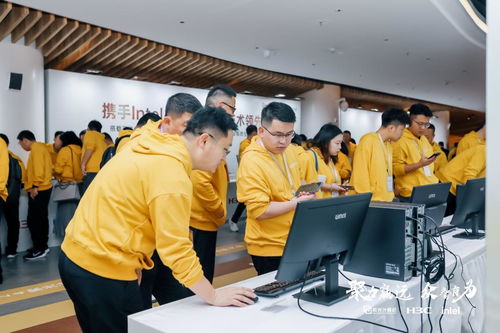 威武啟航 紫光計算機與新華三商用終端銷售合作伙伴大會圓滿收官，軟件及輔助設備助力未來新征程